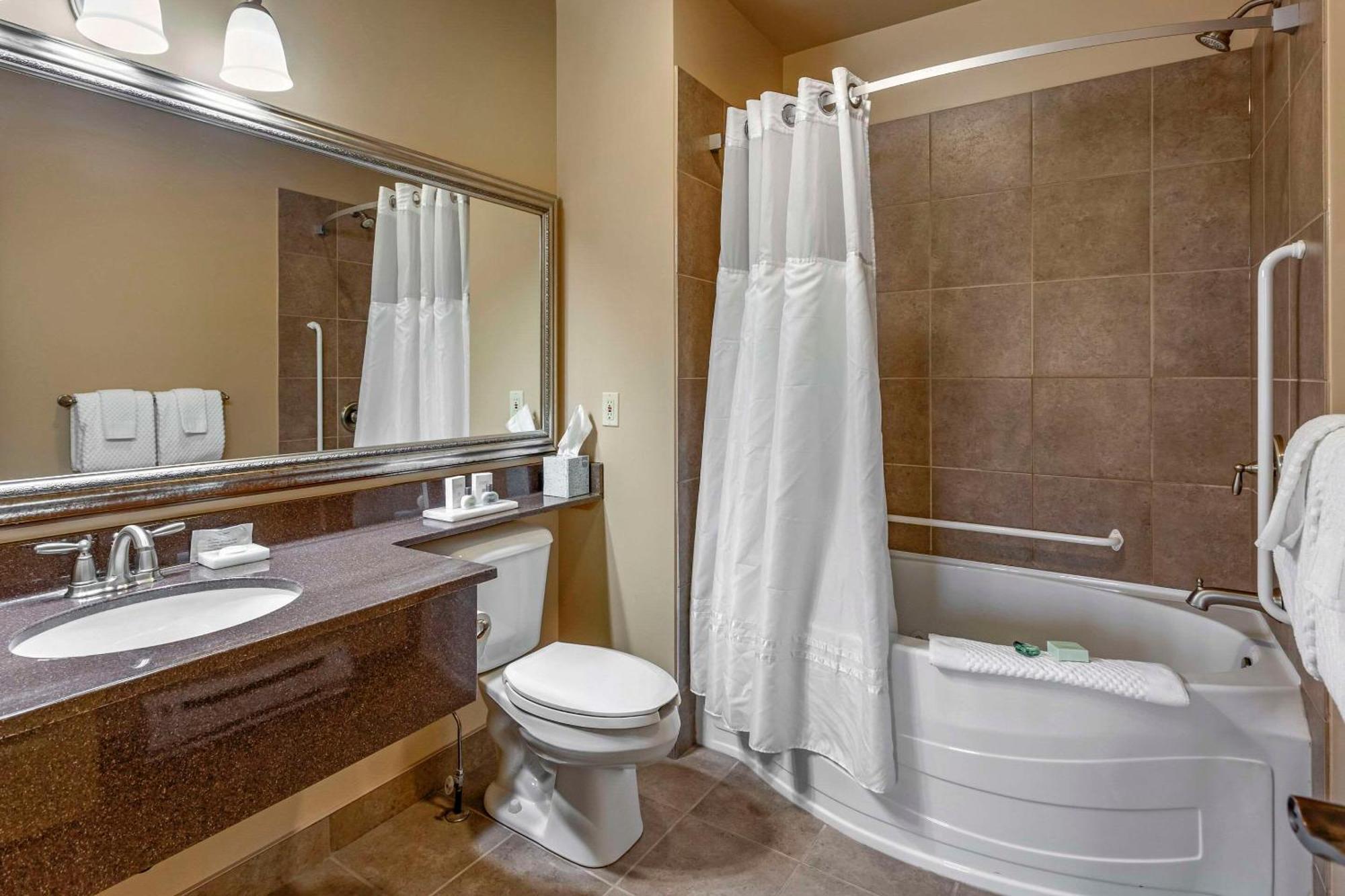 The Parlour Inn Ascend Hotel Collection ستراتفورد المظهر الخارجي الصورة